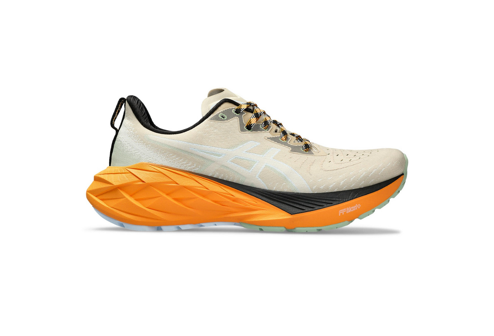 ASICS NOVABLAST 4