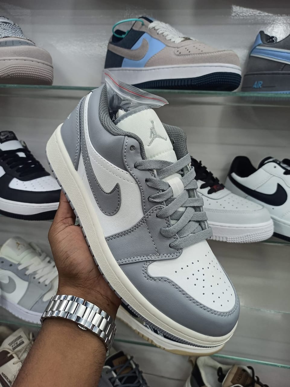 jordan 1 low